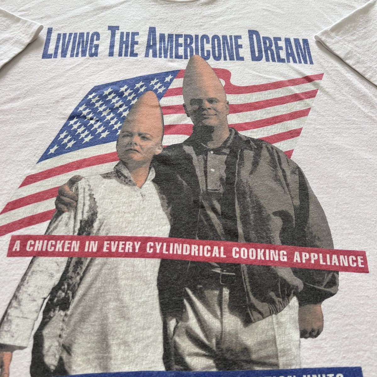 Vintage Vintage 90s Coneheads Movie Science fiction Comedy Tee XL Size US XL / EU 56 / 4 - 3 Thumbnail