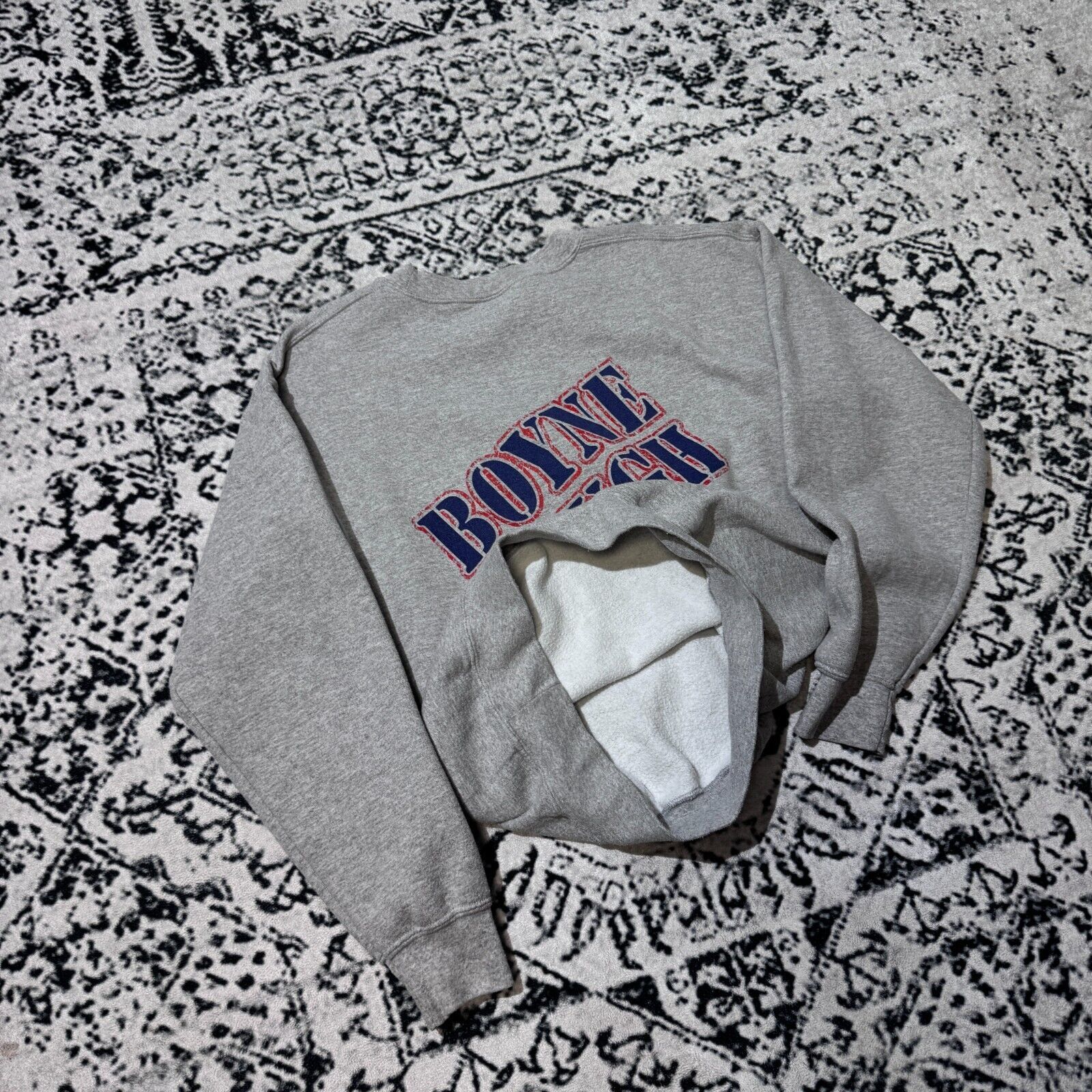 Vintage Vintage Gray Cotton Crewneck Size M Boyne Ramblers Y2K 90s Size US M / EU 48-50 / 2 - 9 Thumbnail