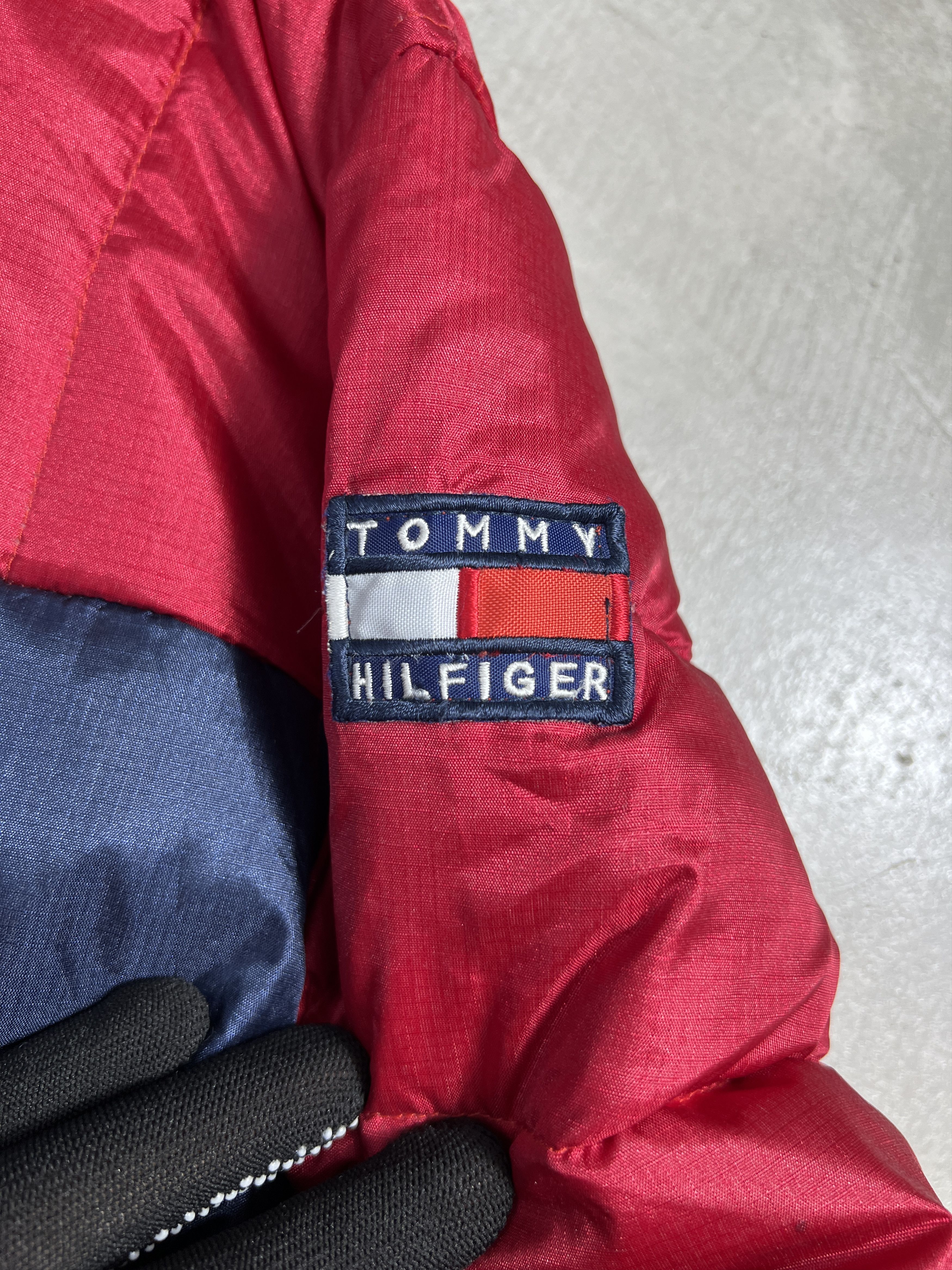 Tommy Hilfiger Vintage Tommy Hilfiger Puffer Jacket (M Kids) JK373 Size US XS / EU 42 / 0 - 4 Thumbnail