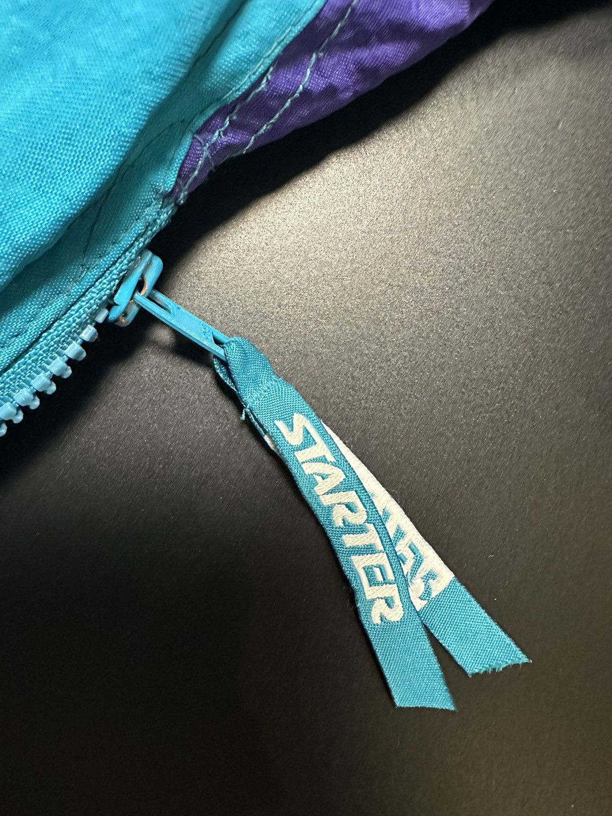 Starter 🟢 Vintage 90s Starter Charlotte Hornets NBA Jacket Original Size XS / US 0-2 / IT 36-38 - 4 Thumbnail