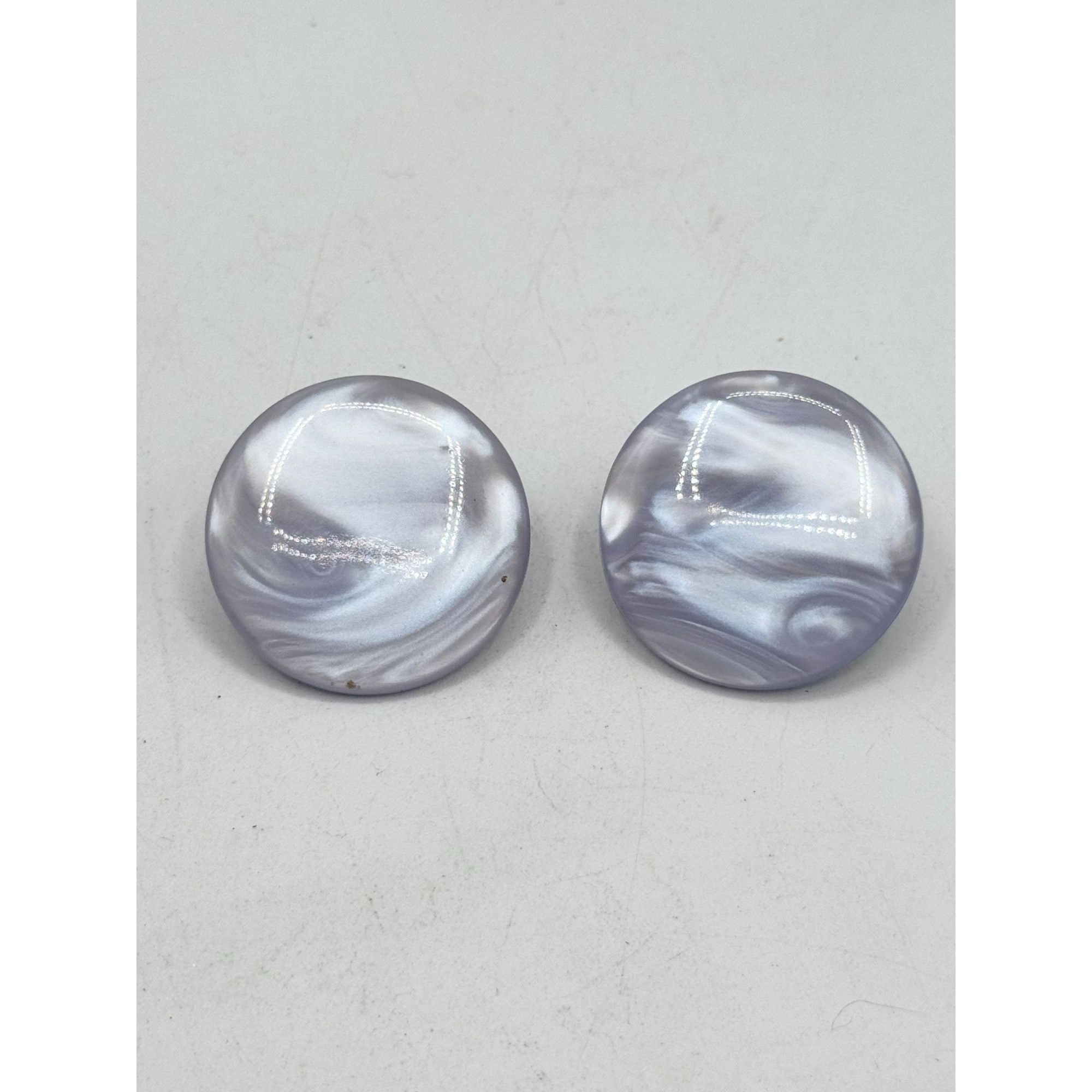 Vintage Vintage iridescent circle clip on earrings Size ONE SIZE - 2 Thumbnail