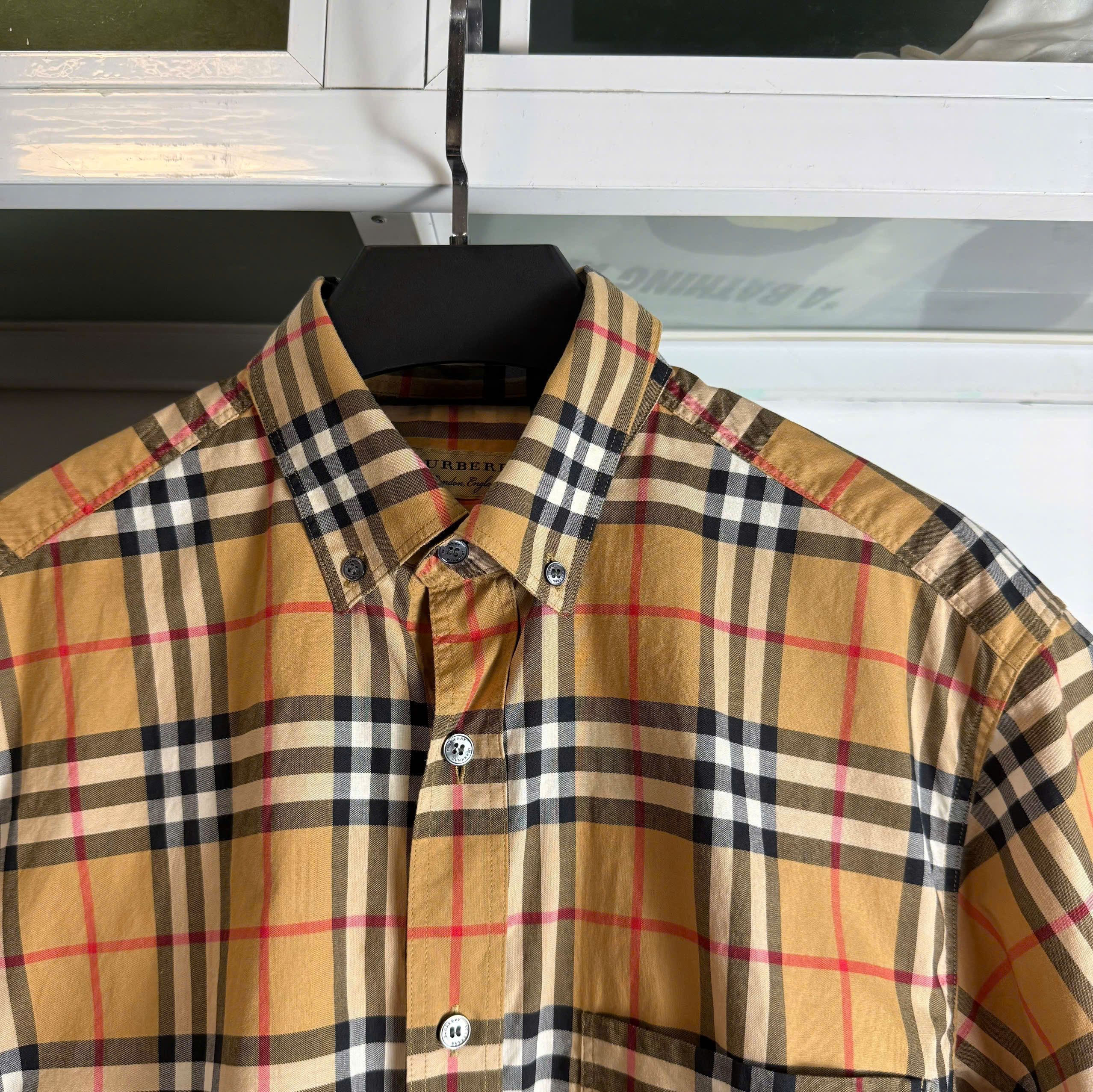 Burberry BURBERRY Size US S / EU 44-46 / 1 - 5 Thumbnail