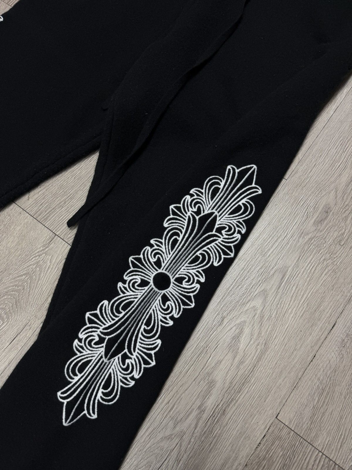 Chrome Hearts Chrome Hearts Black Cashmere Sweats Size US 34 / EU 50 - 2 Thumbnail