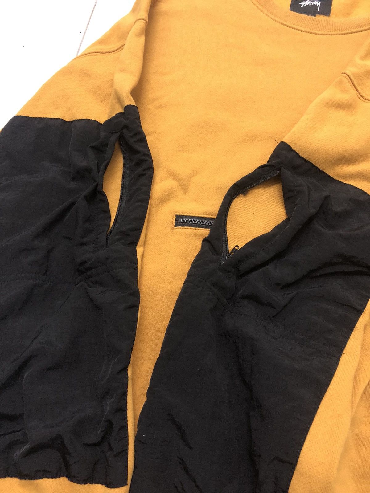 Stussy Stussy Simone Front Pocket Fleece Crewneck Sweater Size US S / EU 44-46 / 1 - 4 Thumbnail