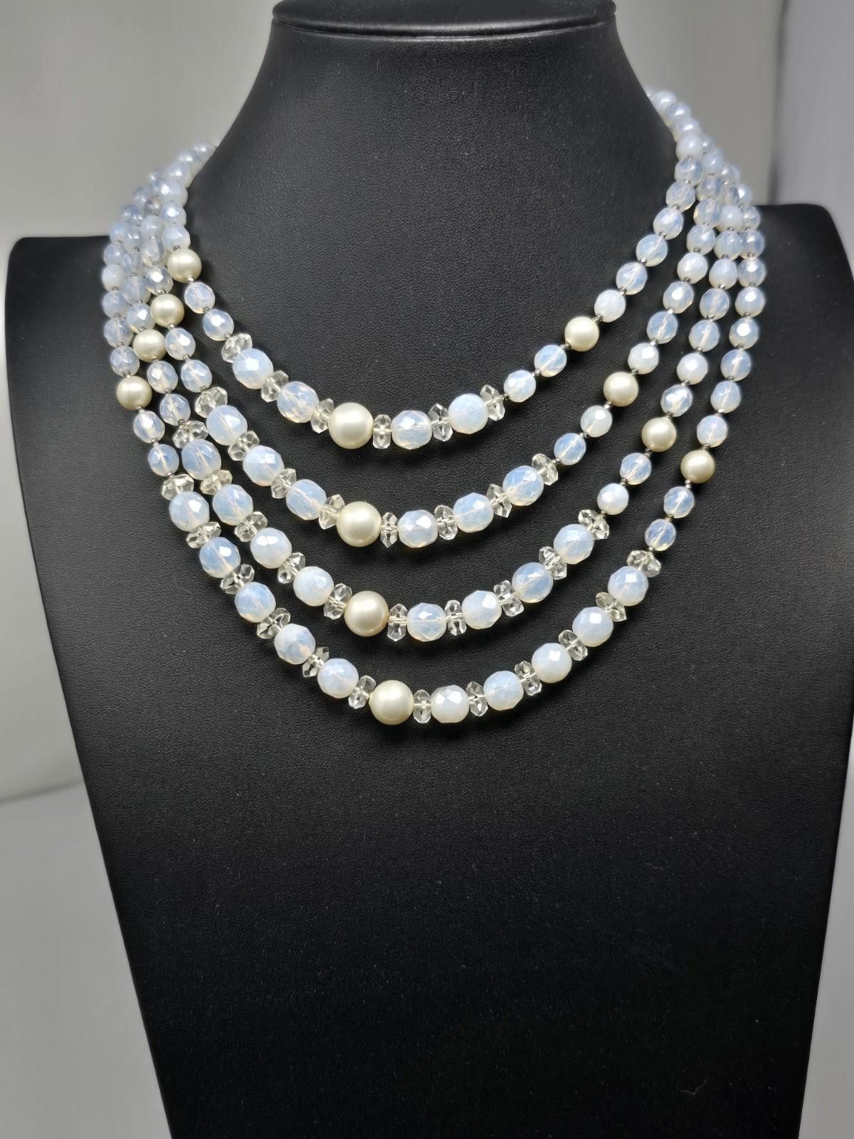 The Unbranded Brand Vintage Floral Necklace & Clip-On Earrings Set MOP AB Beads Size ONE SIZE - 4 Thumbnail