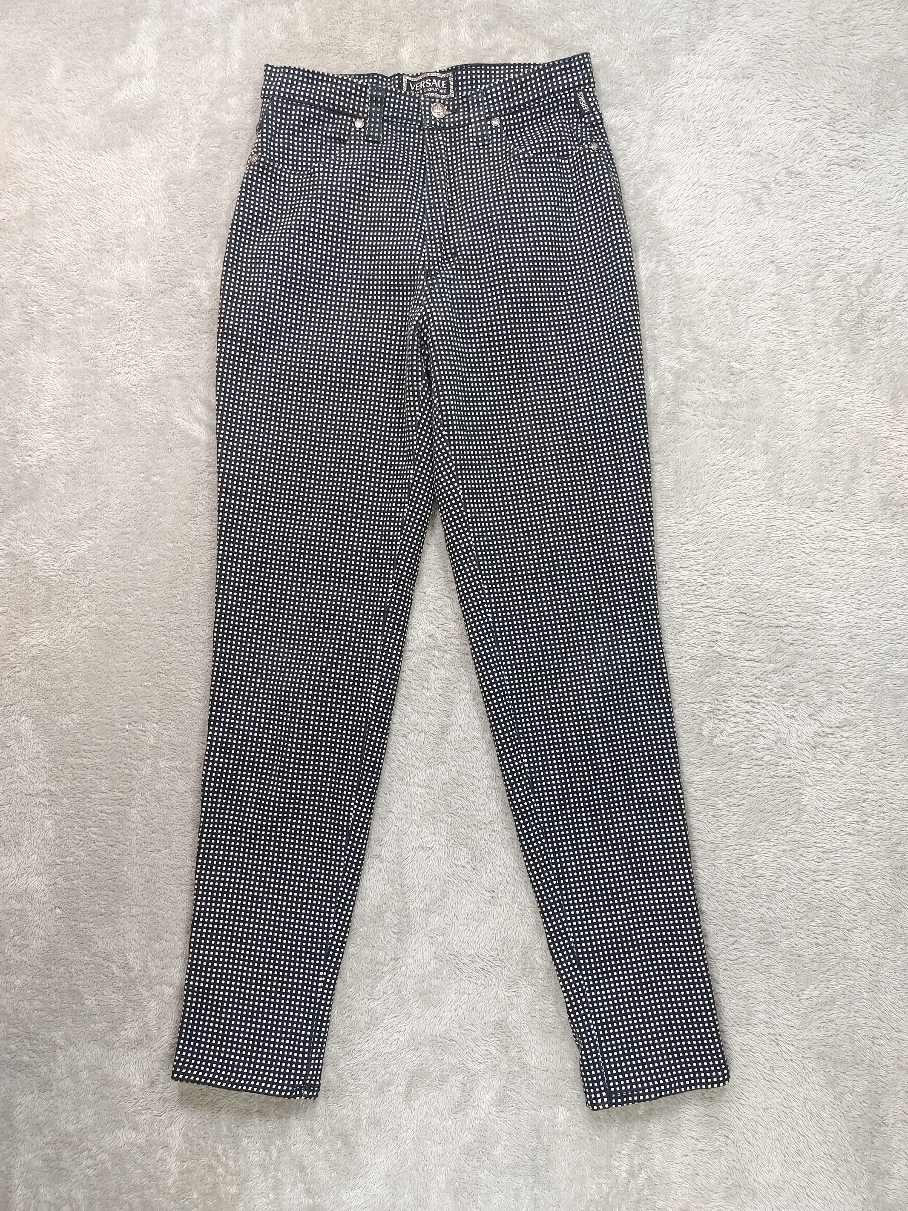 Versace VERSACE JEAN SIGNATURE BLACK AND WHITE MADE IN ITALY Size US 30 / EU 46 - 2 Thumbnail