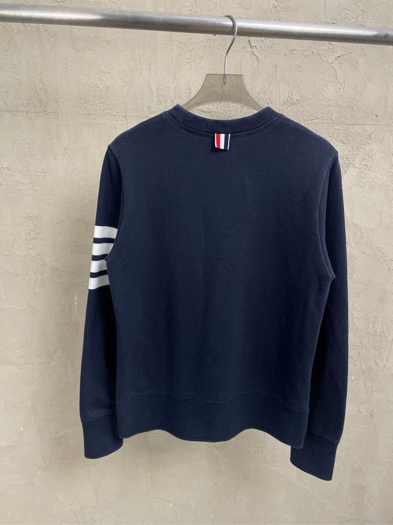 Thom Browne Thom browne Dark blue four-striped round-neck sweatshirt 25 Size US S / EU 44-46 / 1 - 2 Thumbnail