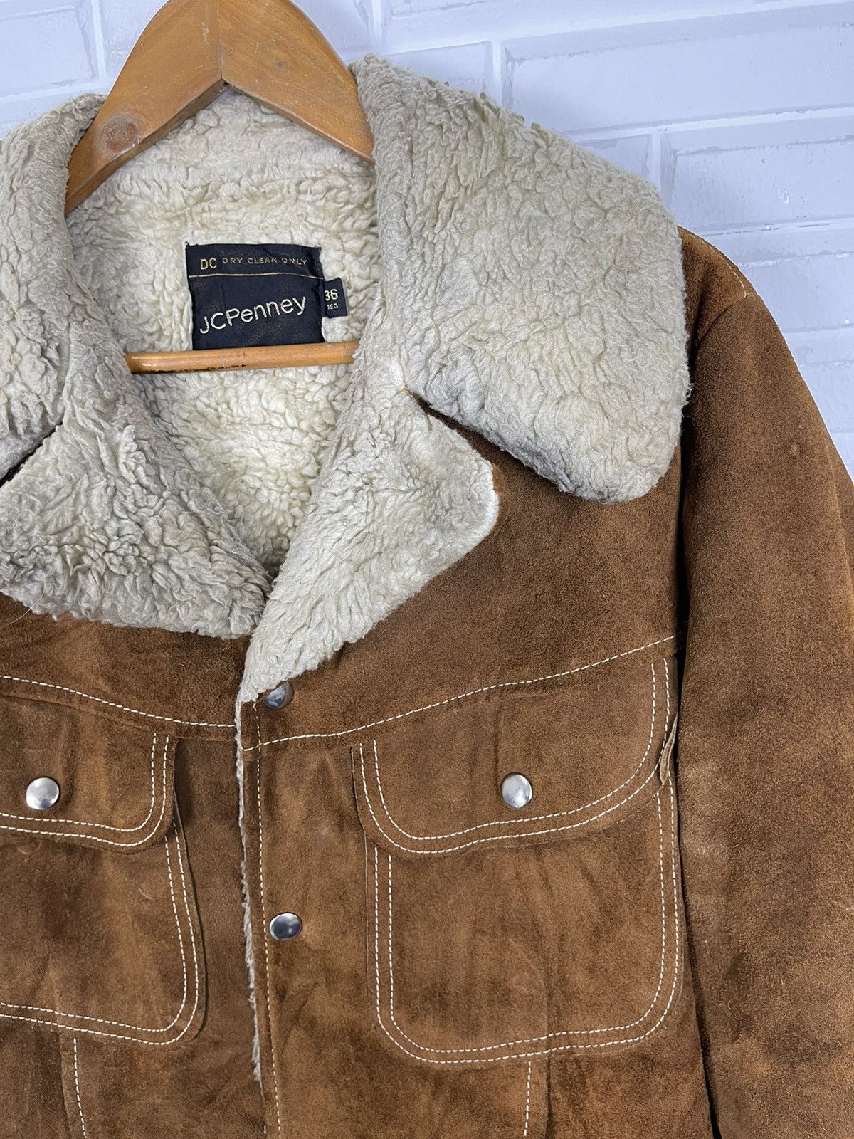 JCPenney TRUE VINTAGE 80’s SUEDE COWHIDE JC Penney SHEARLING JACKET Size US M / EU 48-50 / 2 - 6 Thumbnail