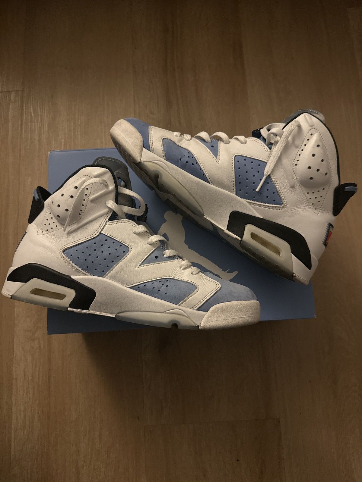 Jordan Brand Jordan 6 UNC Size US 12 / EU 45 - 2 Thumbnail
