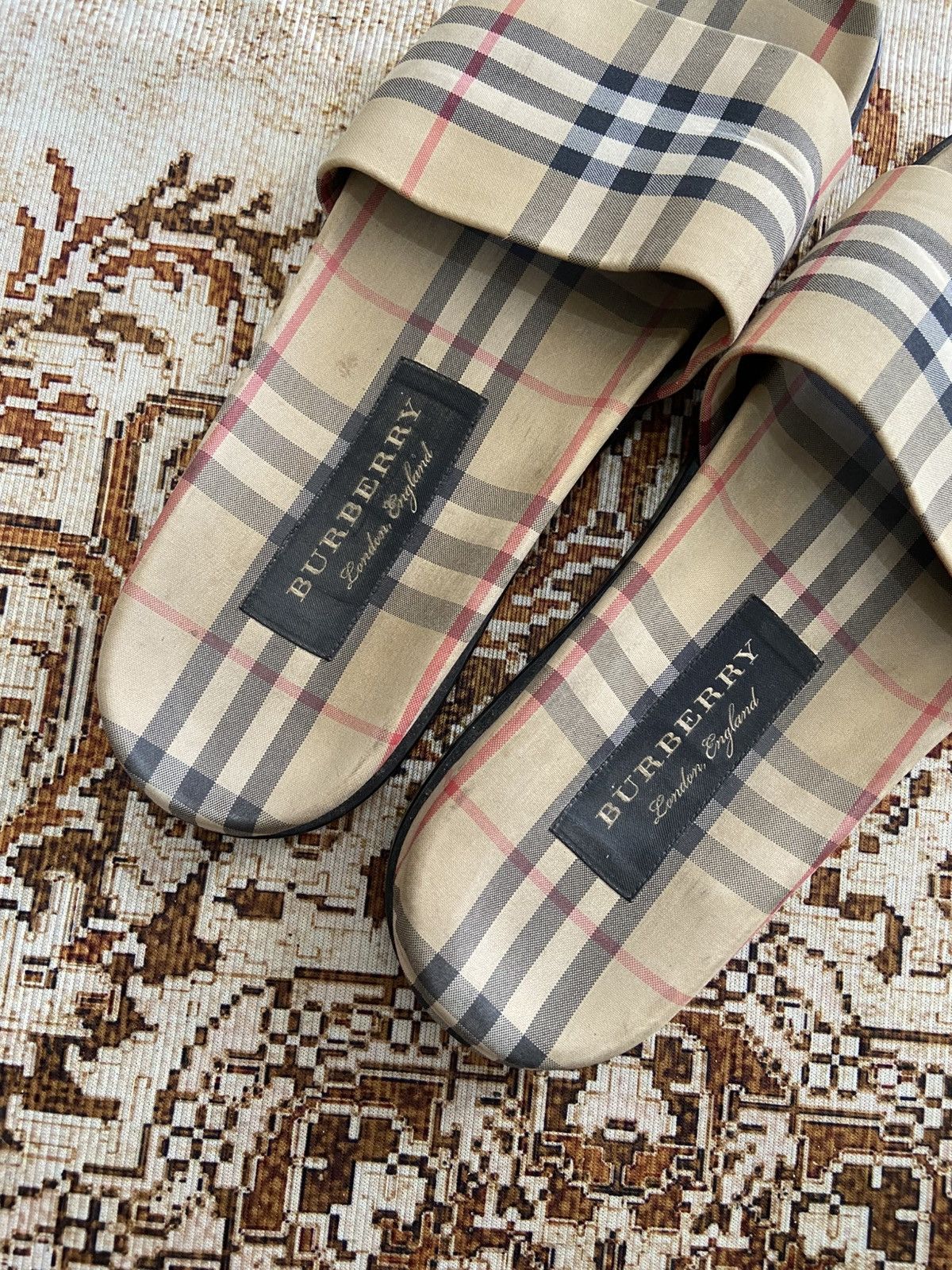 Burberry Burberry vintage sandal Size US 9 / EU 42 - 2 Thumbnail