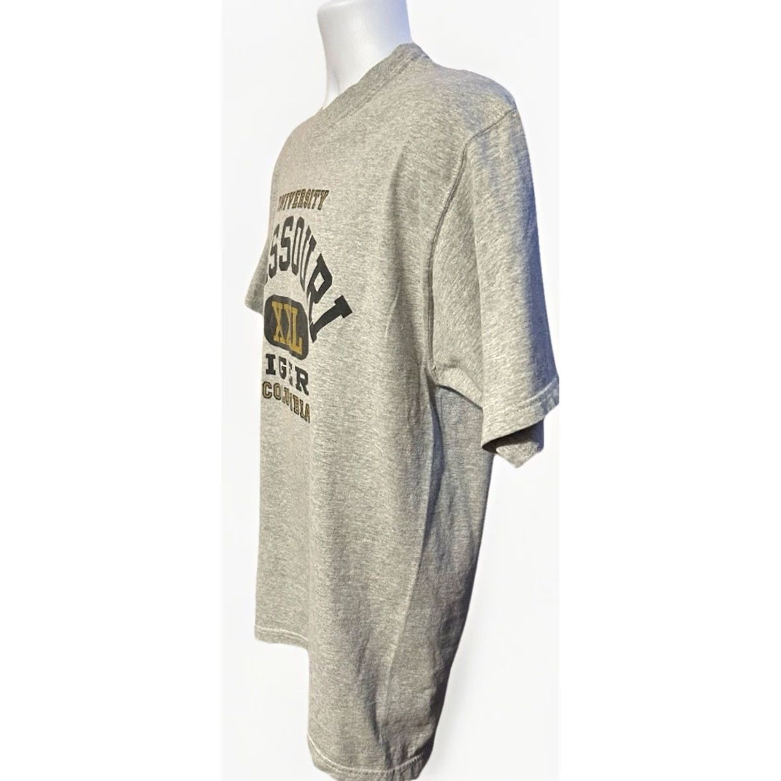 Fruit Of The Loom VINTAGE Mizzou Tigers Shirt Men Large Heather Gray Nike? Size US L / EU 52-54 / 3 - 2 Thumbnail