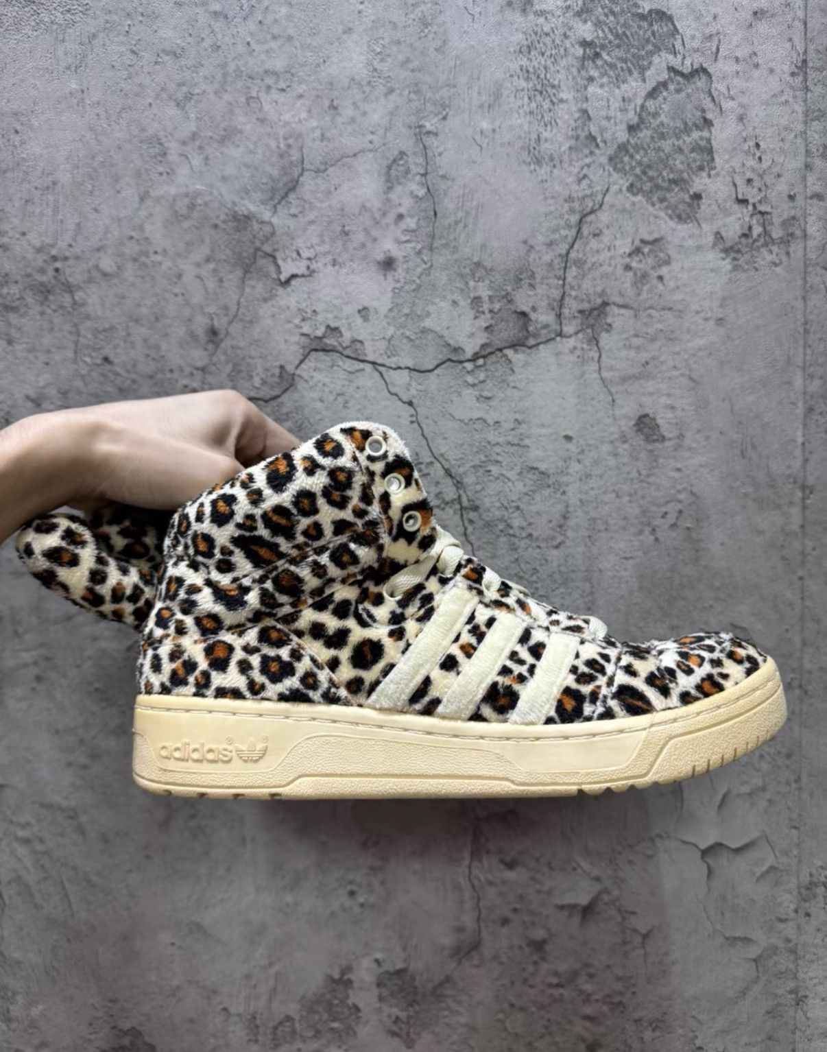 Adidas Adidas x Jeremy Scott Wings Leopard K37 Size US 8 / EU 41 - 5 Thumbnail