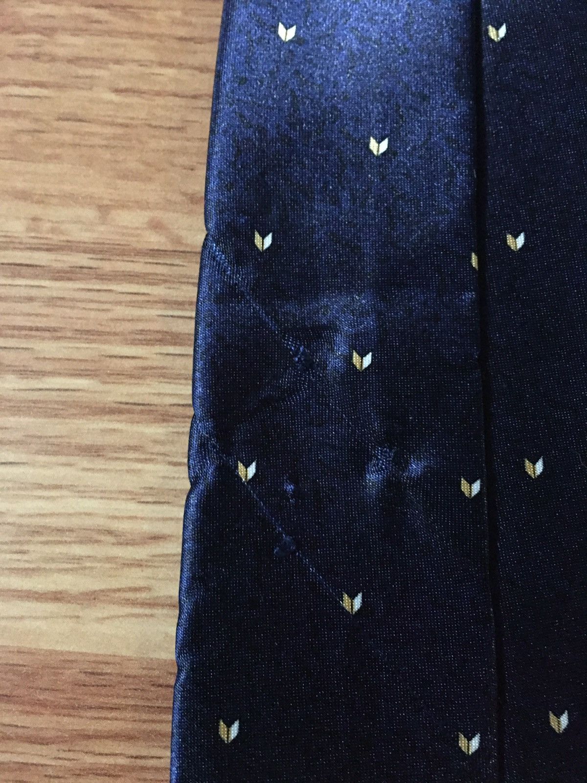 Versace VERSACE V2 Dark Navy Blue Silk Mens Italy Tie Vintage Size ONE SIZE - 6 Thumbnail