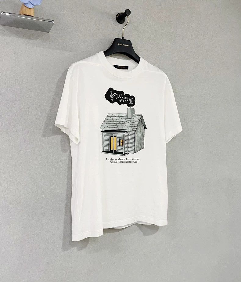 Louis Vuitton Louis Vuitton White Little House Printed Short Sleeve 2503- Size US S / EU 44-46 / 1 - 6 Thumbnail