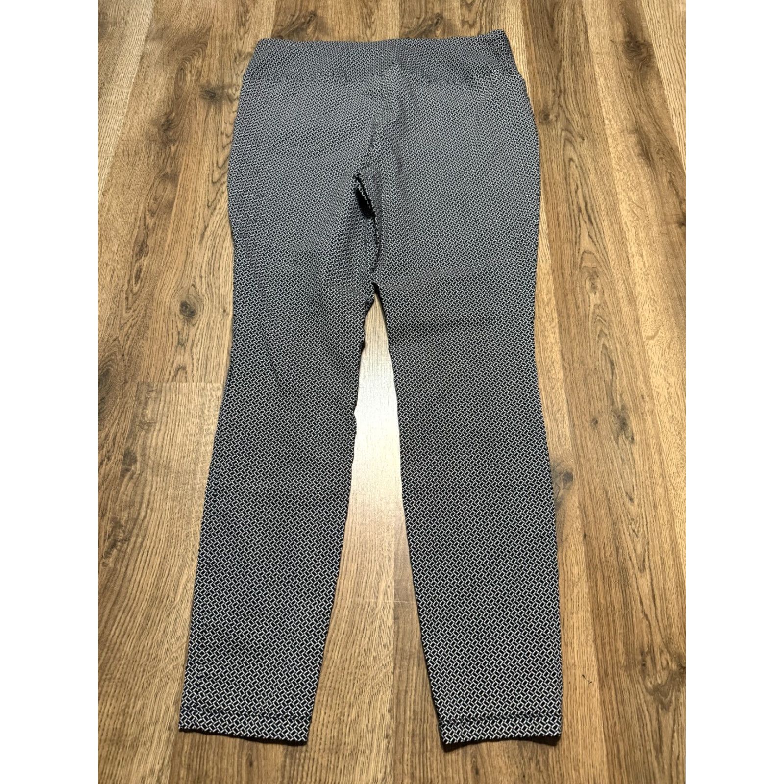 Worthington Worthington Pants Women's Size 12 Black White Skinny High Rise Pull On Jeans? Size 34" / US 12 / IT 48 - 2 Thumbnail