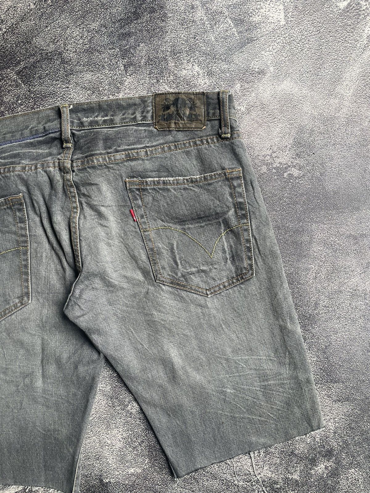 Hysteric Glamour Hysteric Glamour Studed Distresed Shorts Jeans Size US 31 - 9 Thumbnail