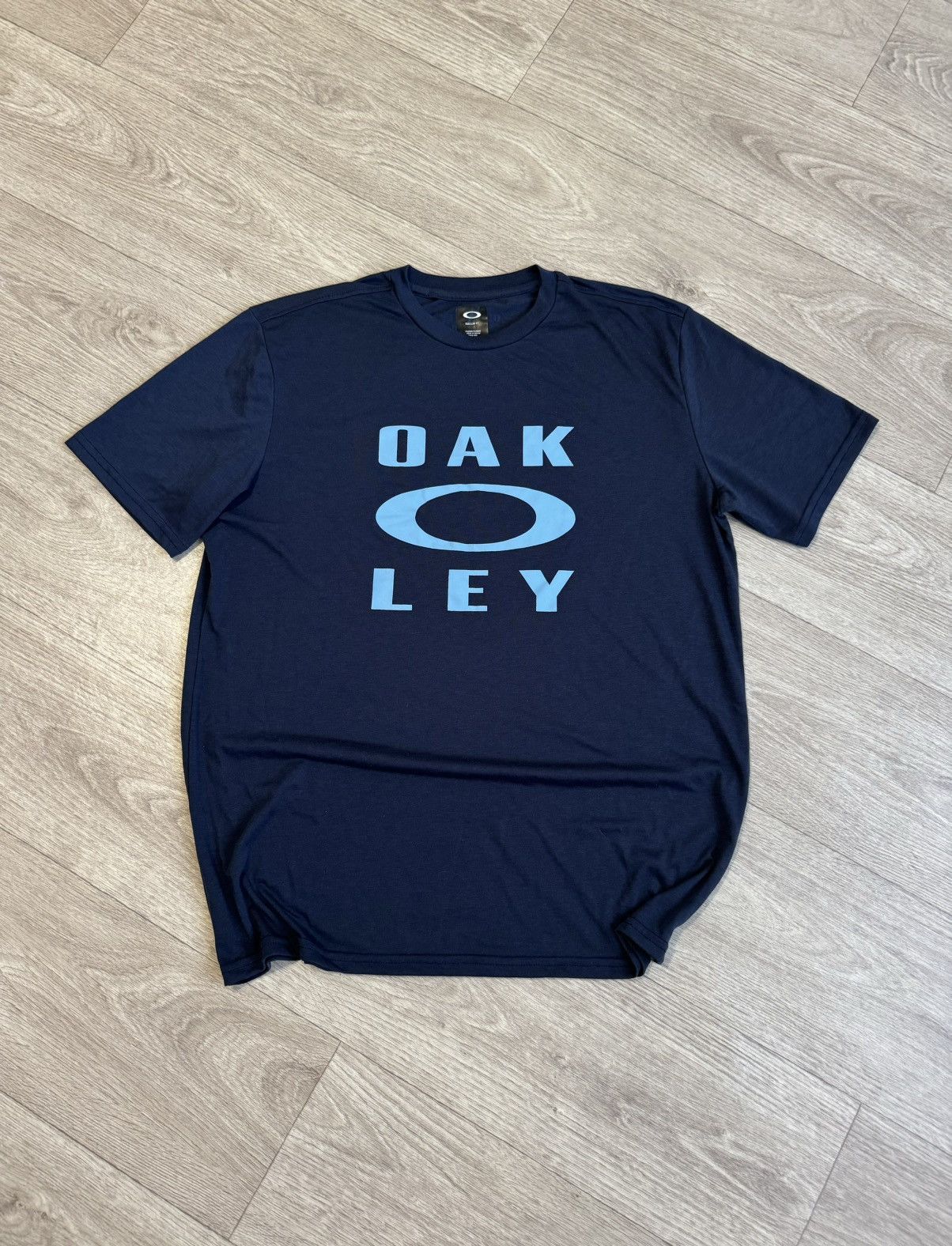 Oakley Streetwear Vintage Vintage Oakley T shirt Grailed