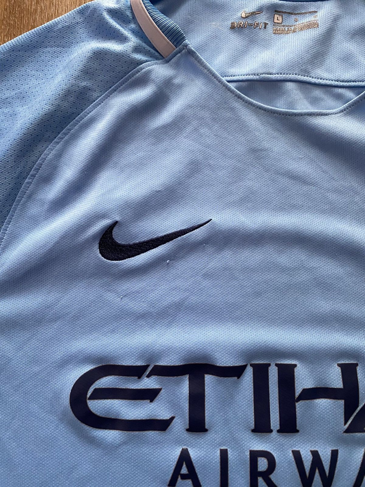 Nike × Vintage Manchester City 2017/2018 Nike jersey Size US L / EU 52-54 / 3 - 2 Thumbnail