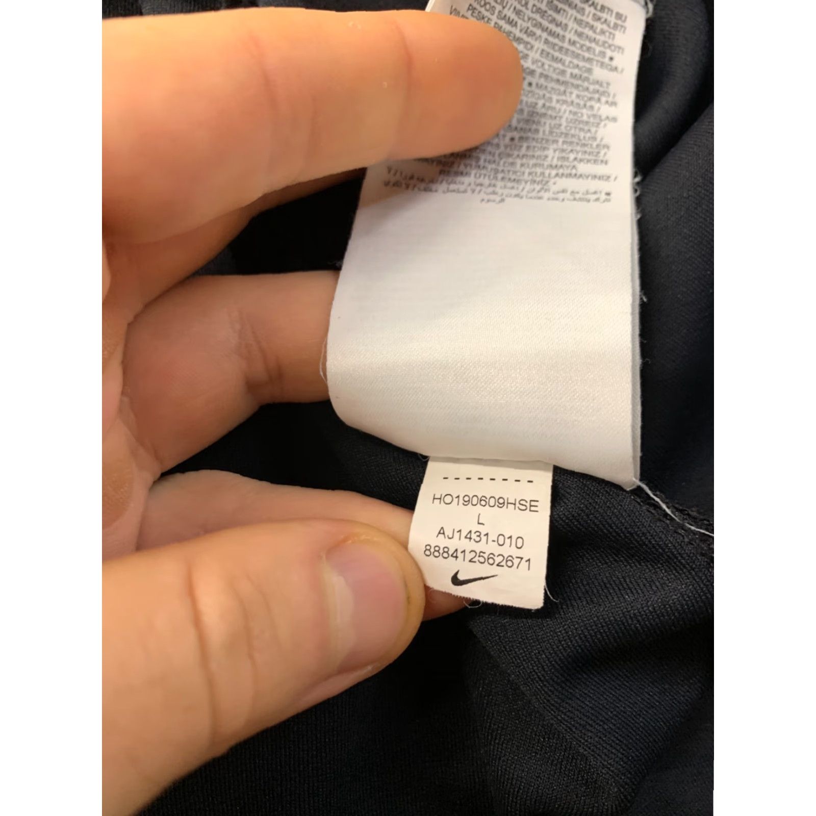 Nike NIKE DRI-FIT 2019 BASKETBALL VEST SHIRT Men L Large Black Sleeveless Jersey Regular Size Size US L / EU 52-54 / 3 - 6 Thumbnail