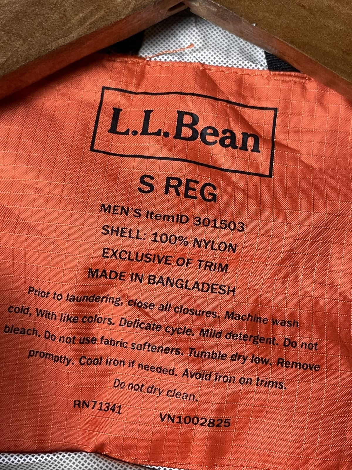 Japanese Brand × L.L. Bean × Vintage Vintage L.L Bean Hooded Track Jacket (105) Size US S / EU 44-46 / 1 - 11 Thumbnail