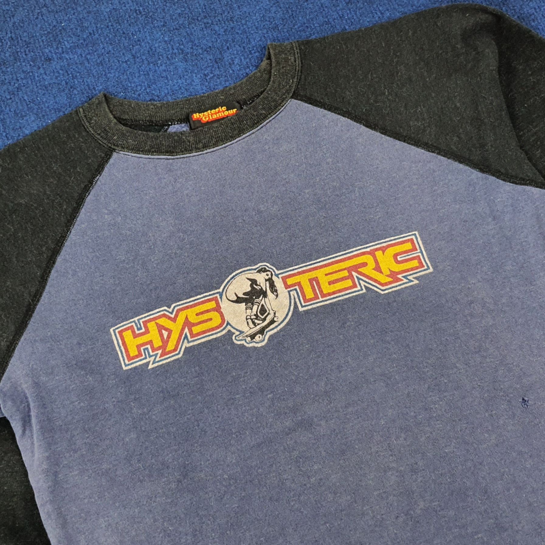 Hysteric Glamour × Japanese Brand × Vintage Vintage Hysteric Glamour Japanese Brand Raglan Sweatshirt Size XS / US 0-2 / IT 36-38 - 2 Thumbnail