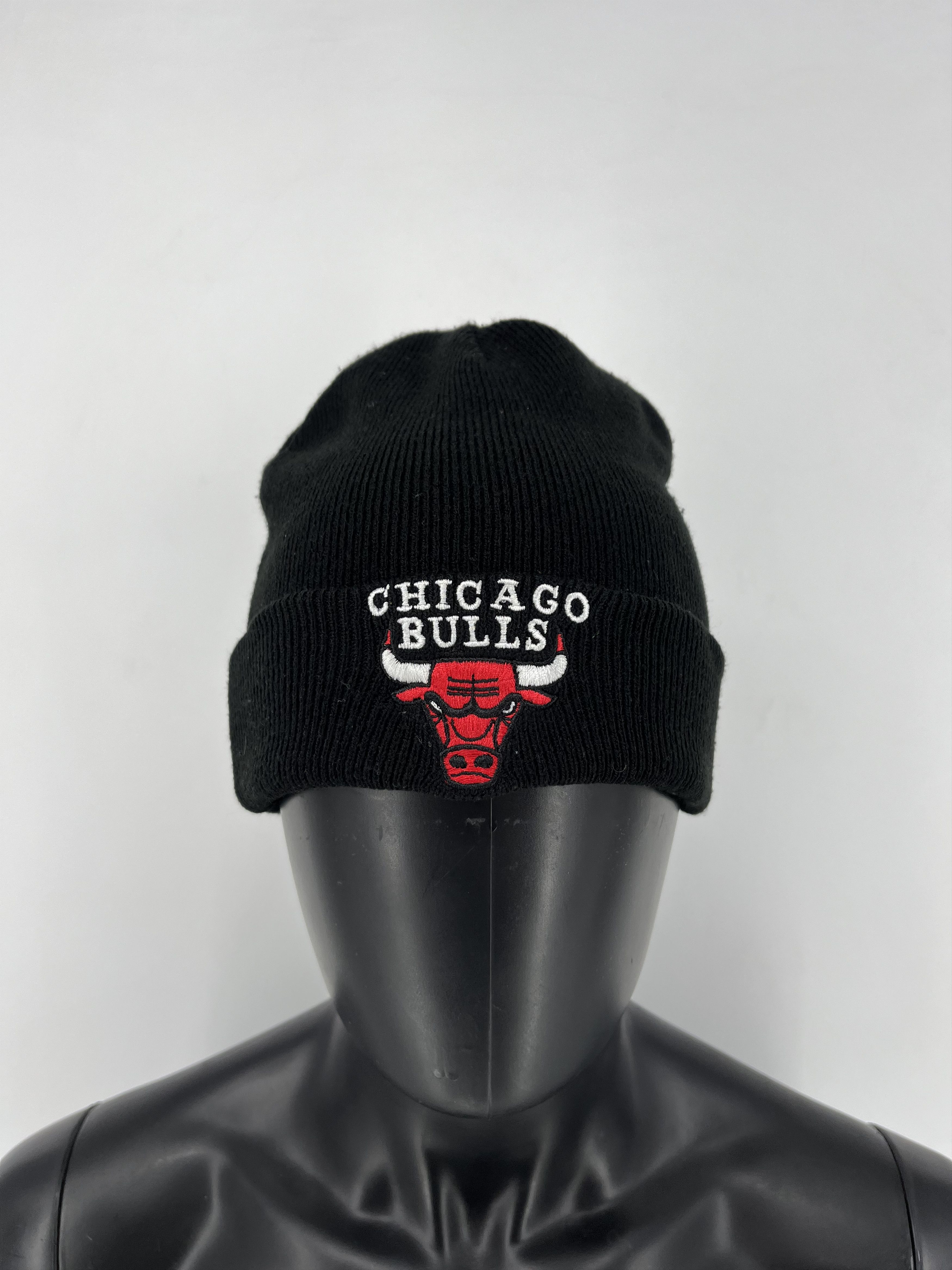 Mitchell & Ness Chicago Bulls Mitchell Ness Beanie Head Cap Embroidery Size ONE SIZE - 1 Thumbnail