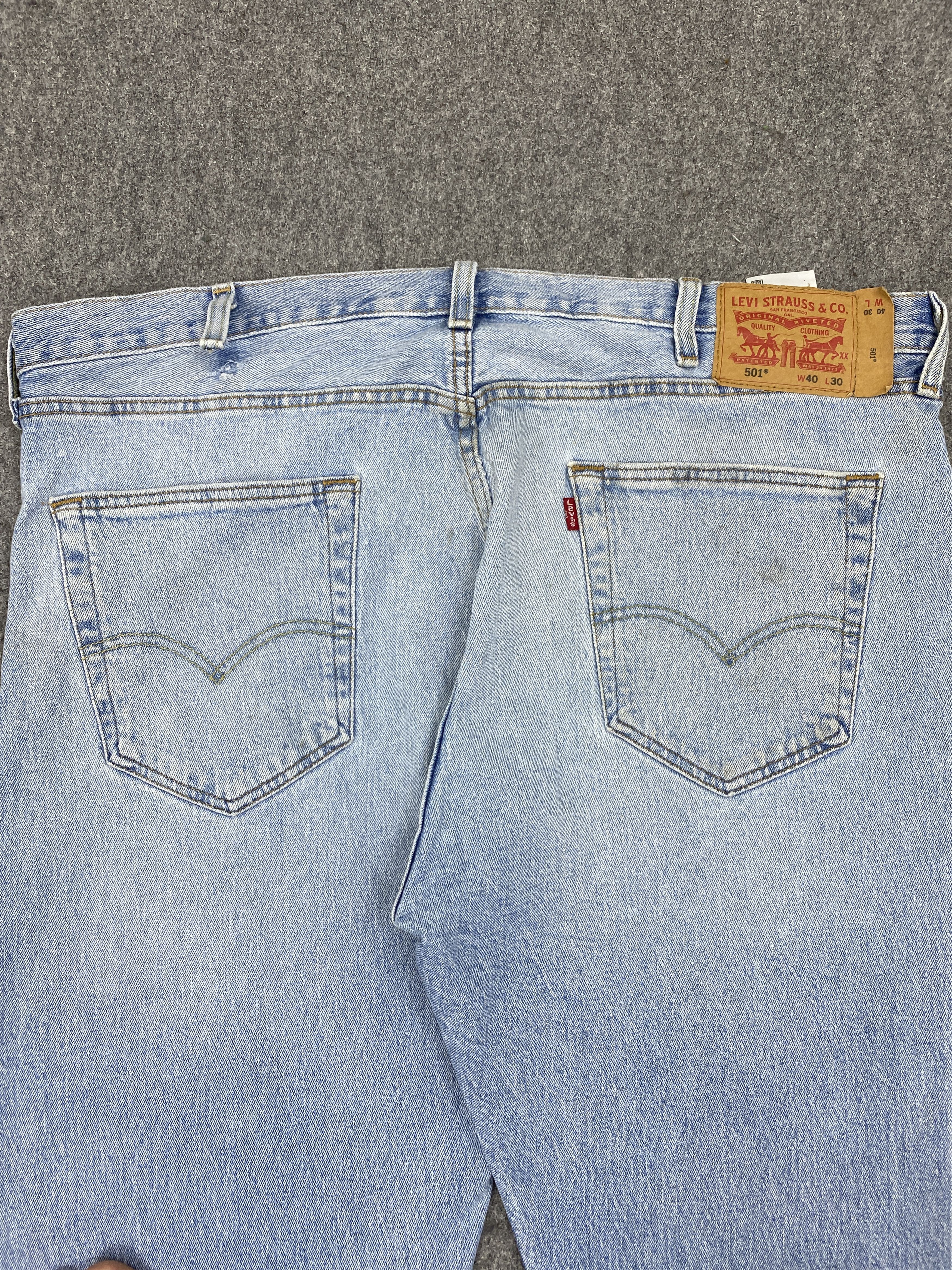 Levi's Vintage Levis 501 Light Wash Blue Jeans DP2760 Size US 42 / EU 58 - 4 Thumbnail