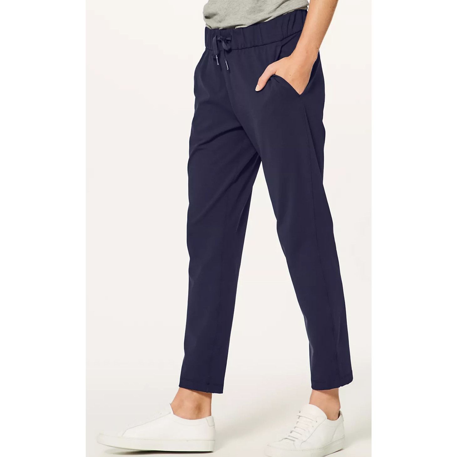 Lululemon On the Fly Luxtreme Pants in Midnight Navy Size 4