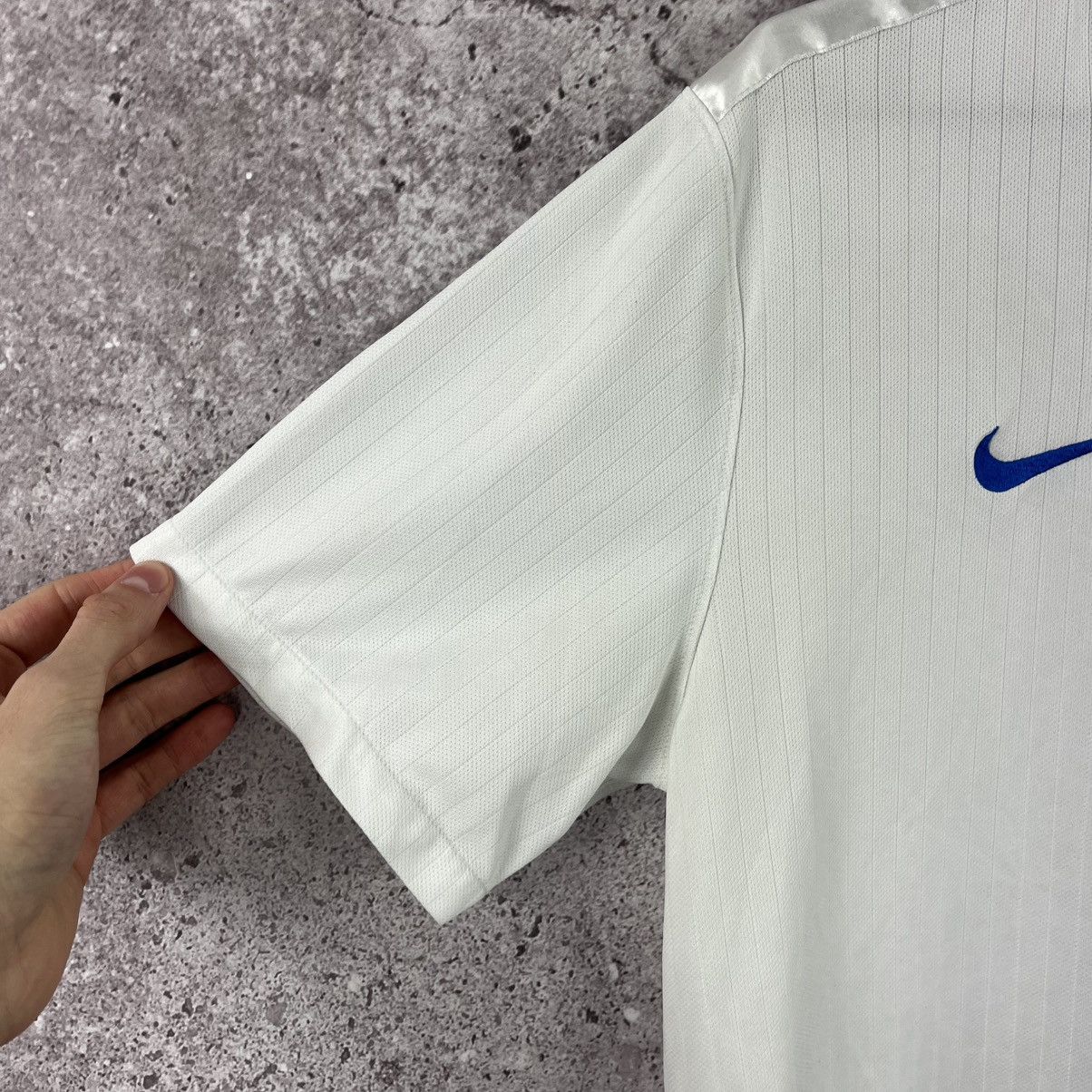 Nike Nike England National Team 2014/15 Home Jersey Size L Size US L / EU 52-54 / 3 - 6 Thumbnail