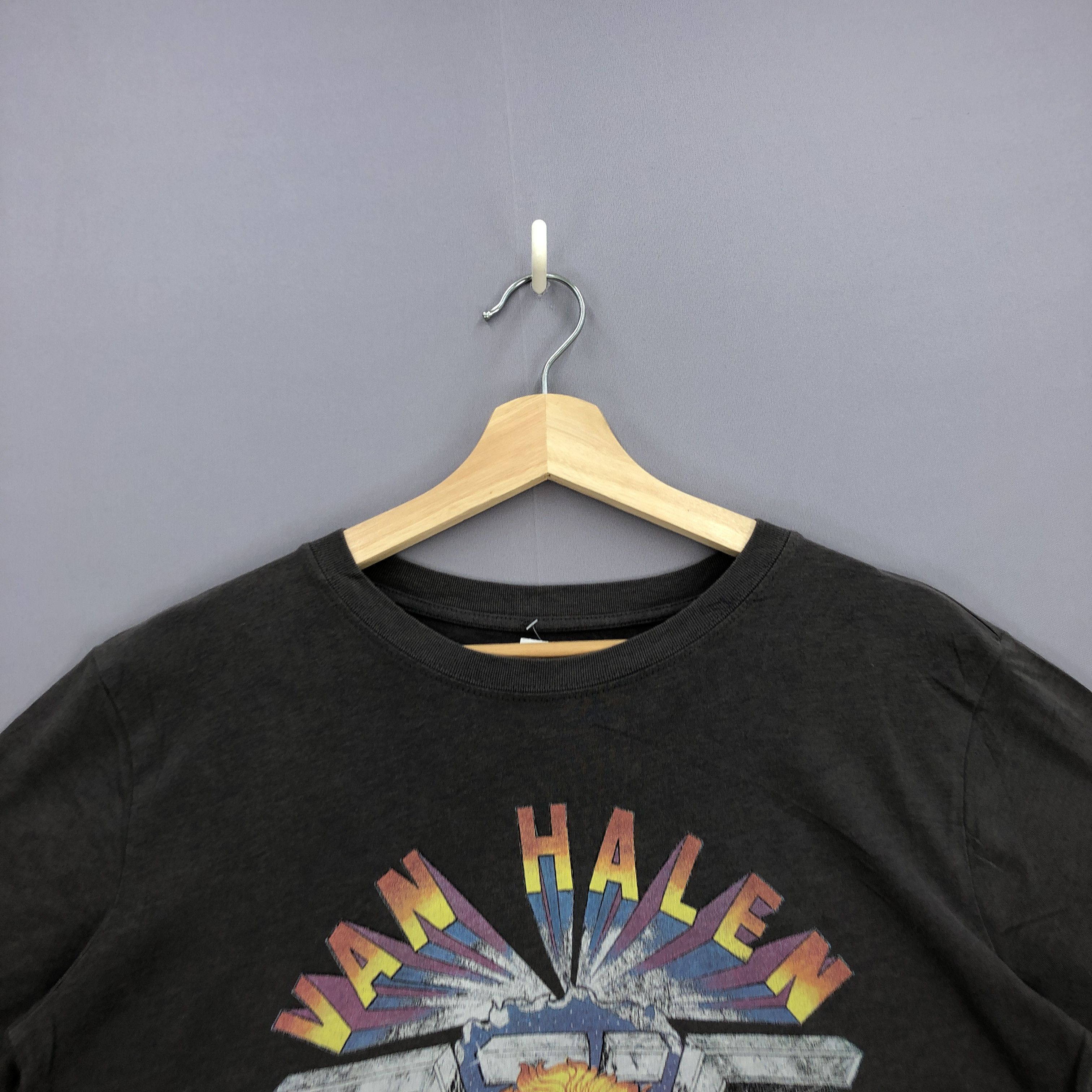 Band Tees Vintage Van Halen Tshirt Van Halen Rock Band Crewneck Tee Size US L / EU 52-54 / 3 - 3 Thumbnail