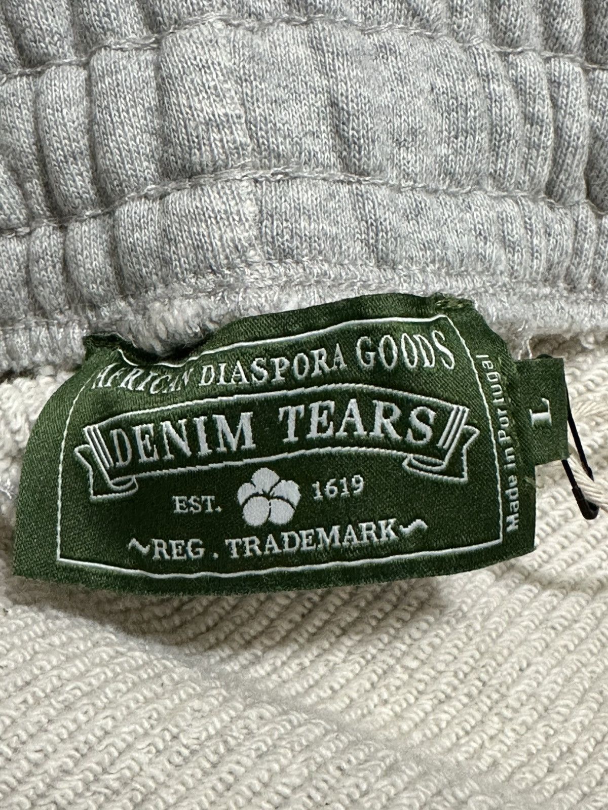 DENIM TEARS Denim Tears Cotton Wreath Sweatpants Size US 34 / EU 50 - 3 Thumbnail