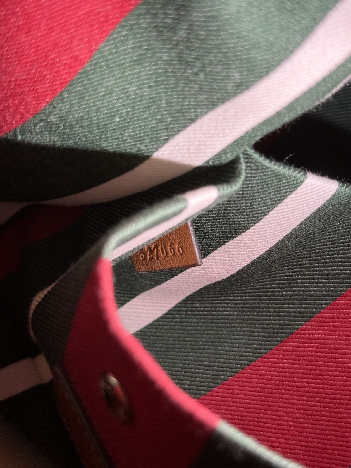 Gucci GG Emblem small bucket bag Size ONE SIZE - 18 Thumbnail