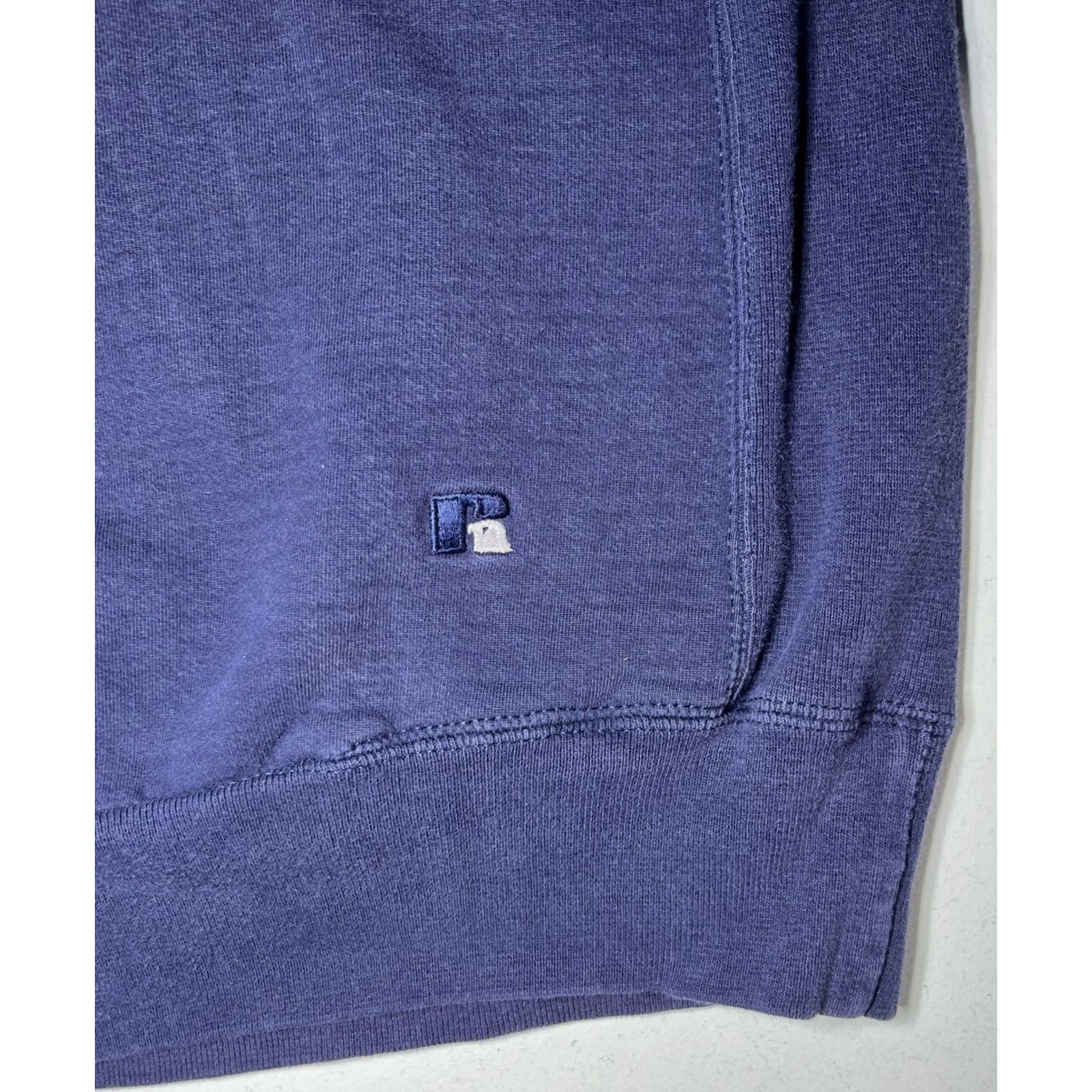 Russell Athletic VINTAGE Purdue University Sweatshirt Russell Athletic Crew Neck Mens XL Navy Blue 90s USA Logo Heavyweight Pullover Cotton Blend Made in USA Size US XL / EU 56 / 4 - 6 Thumbnail