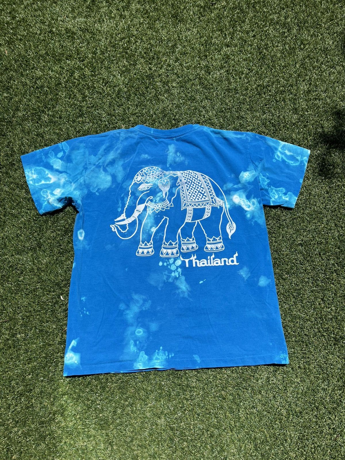 Vintage VTG 90’s Dyed Elephant Thailand Art Tee Size US XL / EU 56 / 4 - 4 Thumbnail