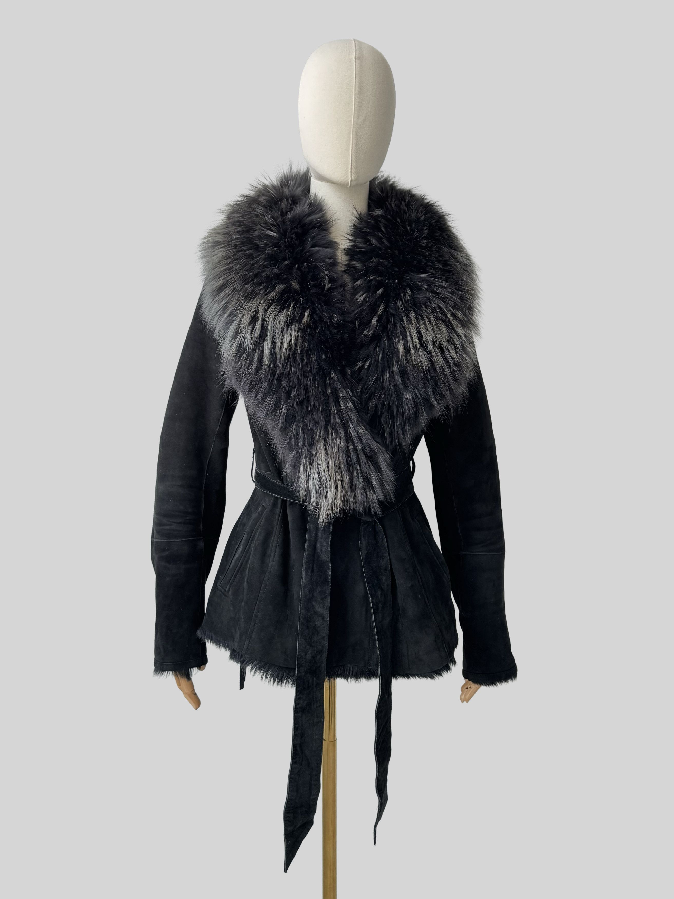 Vintage Vintage Natural Furriery Jacket (D15)(D10) Size XS / US 0-2 / IT 36-38 - 1 Thumbnail