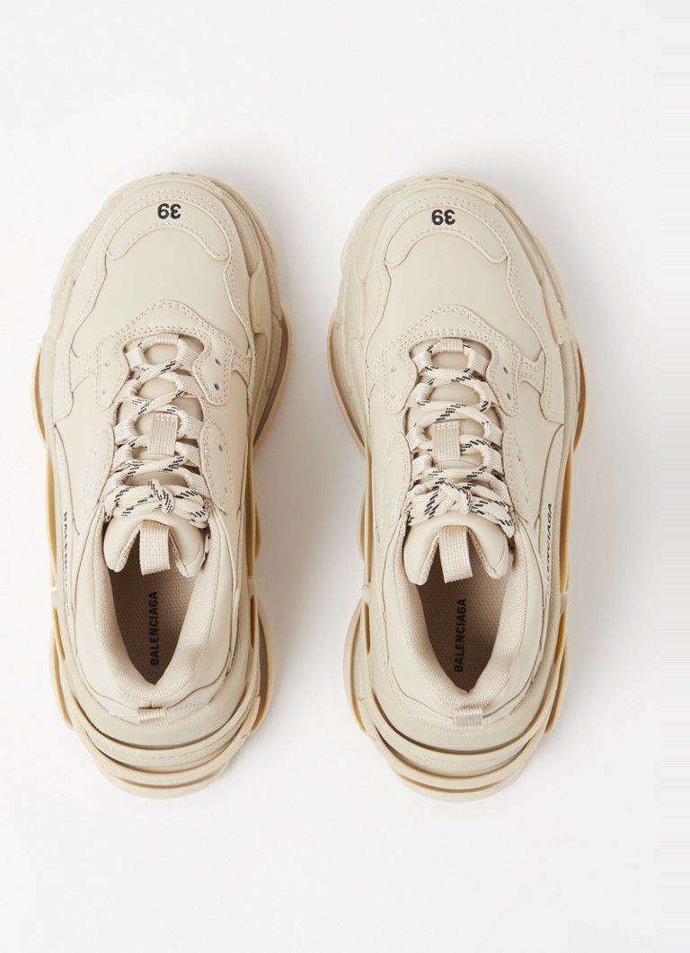 o1mt1gz0824 Triple S Sneakers in Beige