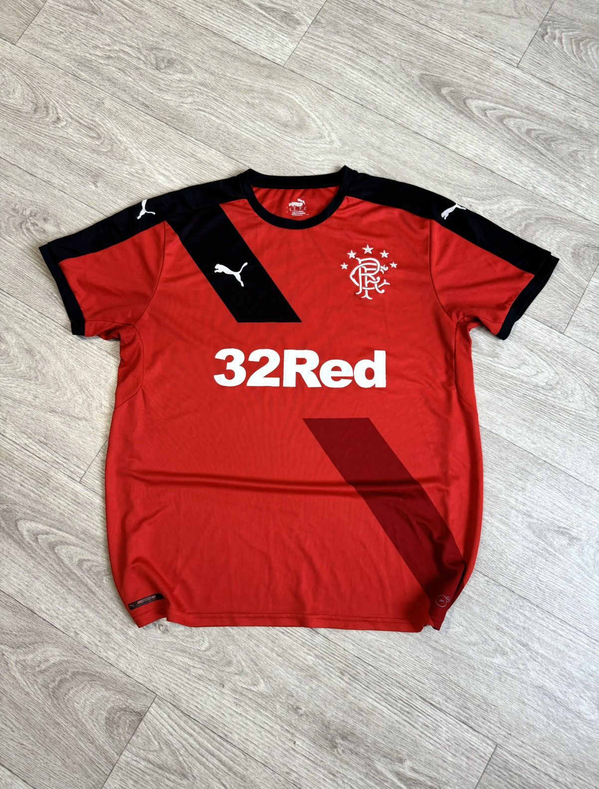 Puma 🔷Puma Glasgow Rangers 2015/16 Soccer jersey🔷 Size US XL / EU 56 / 4 - 1 Thumbnail