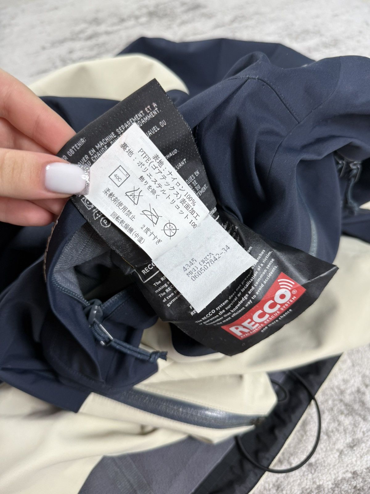 Arc'teryx × Goretex Arcteryx Gore-Tex Recco Jacket Hiking Trekking Outdoor Size US M / EU 48-50 / 2 - 19 Thumbnail