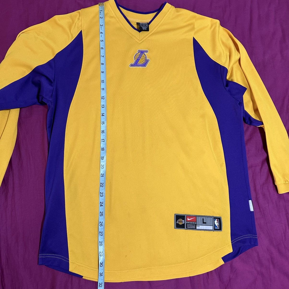 NBA × Nike × Vintage Vintage Nike NBA Lakers Warm Up Shooting Shirt Gold Purple Size US L / EU 52-54 / 3 - 8 Thumbnail