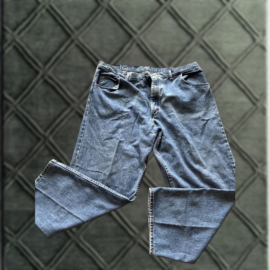 Wrangler VINTAGE Wrangler Jeans 42x30 Denim 5-Pocket 42 Regular Men Blue Cotton Straight Zip Wrangler Brand Mens Pants Artworks? Size US 42 / EU 58 - 1 Thumbnail