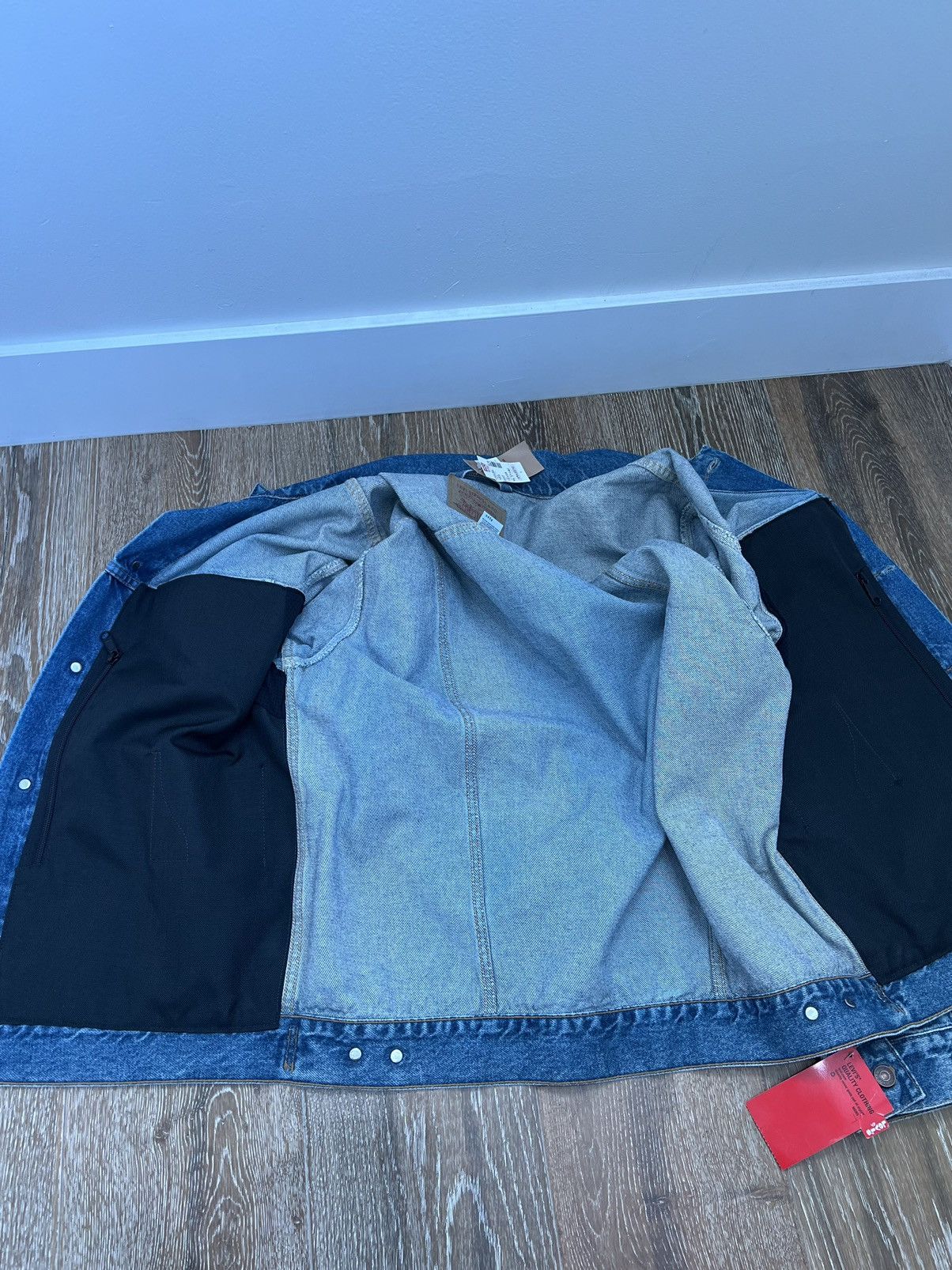Levi's Levis denim trucker jacket Size US L / EU 52-54 / 3 - 7 Thumbnail