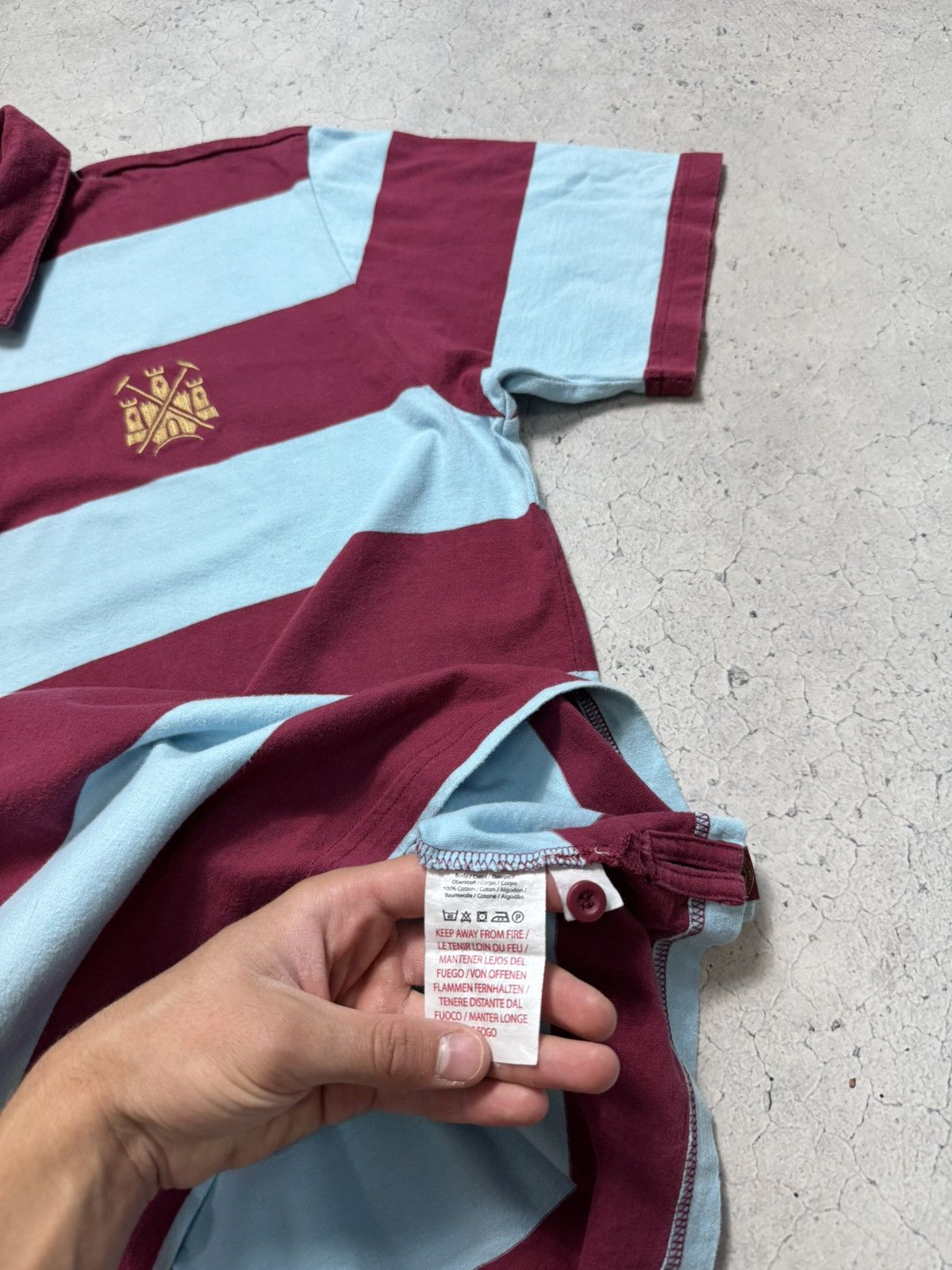 Umbro Umbro FC West Ham United Vintage Soccer Polo Shirt Jersey Size US L / EU 52-54 / 3 - 7 Thumbnail