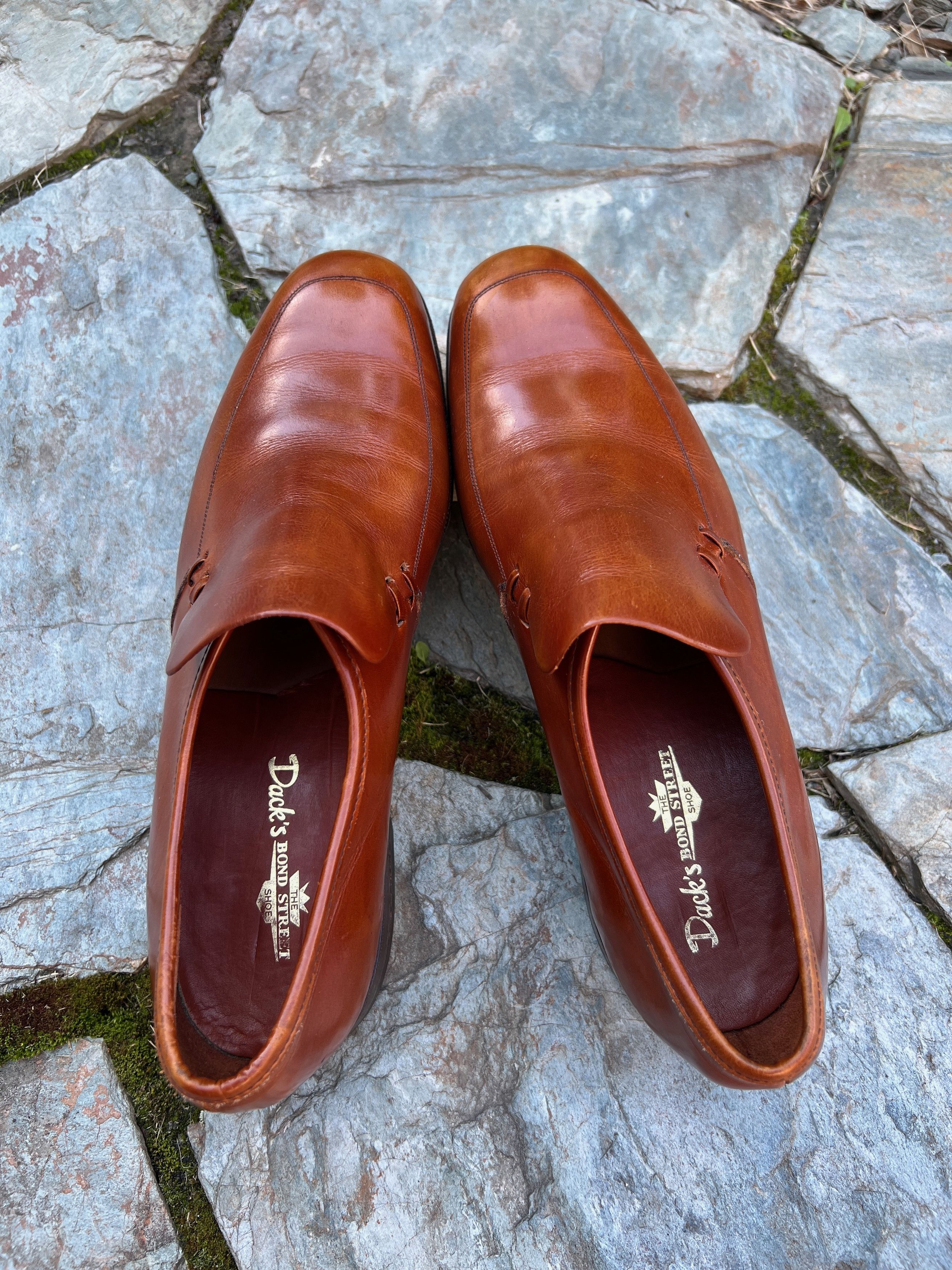 Dack's Slip on Vintage Bond Street Shoe Size US 9.5 / EU 42-43 - 2 Thumbnail