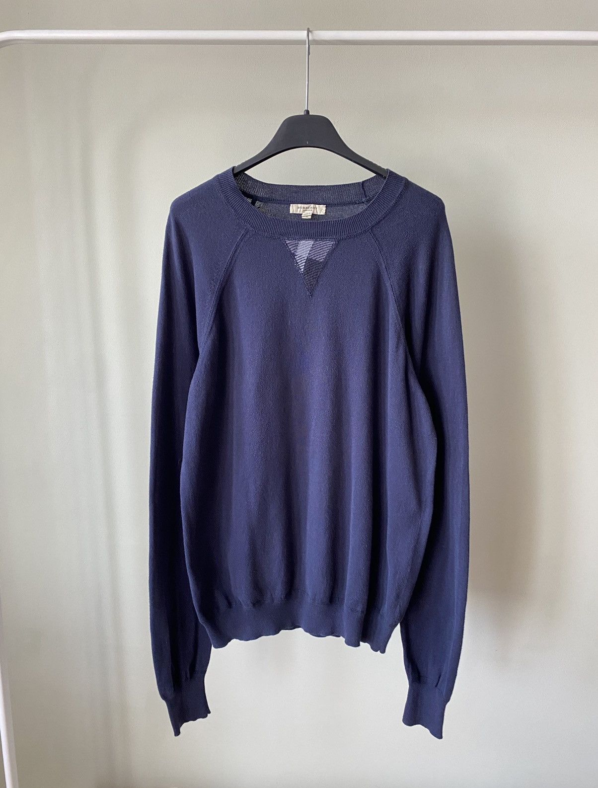 Burberry Burberry London vintage crew sweater Size US S / EU 44-46 / 1 - 1 Thumbnail