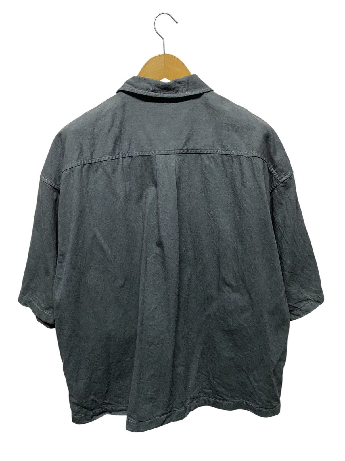 Lemaire × Uniqlo Uniqlo U Lemaire Oversized Work Shirt Size US L / EU 52-54 / 3 - 3 Thumbnail