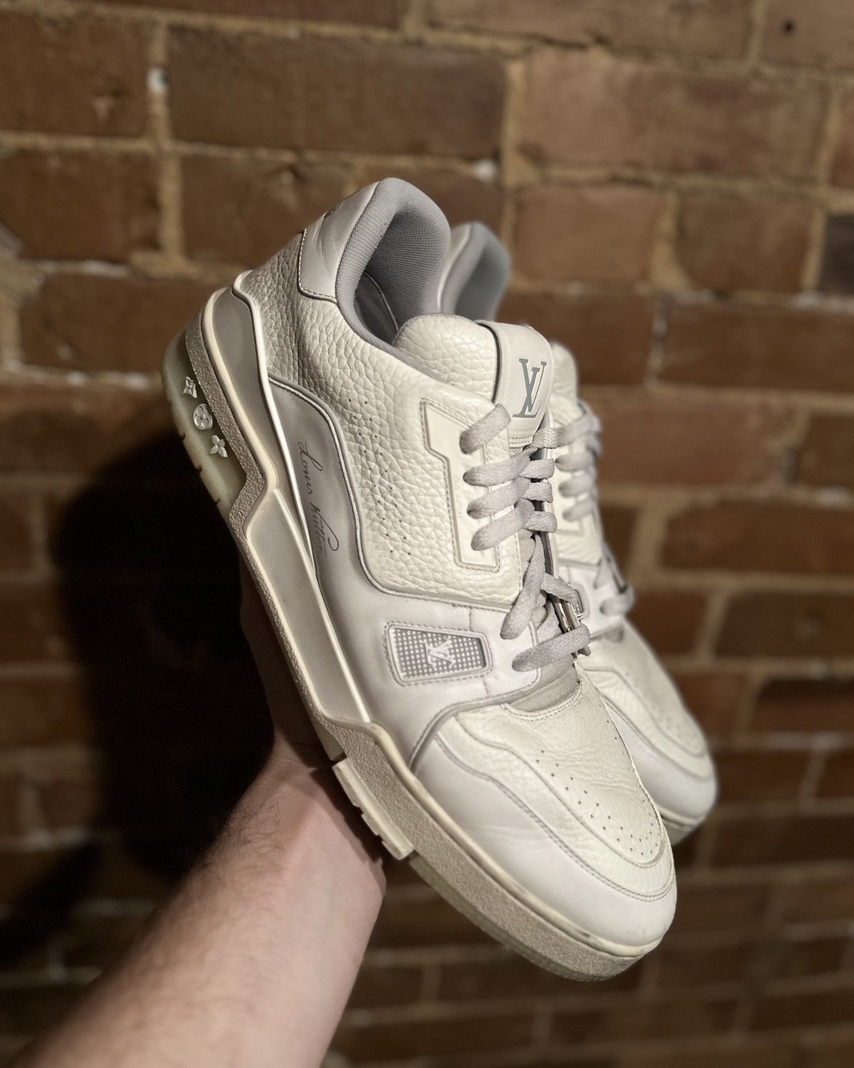 Louis Vuitton Louis Vuitton Signature Trainers Size US 11.5 / EU 44-45 - 1 Thumbnail