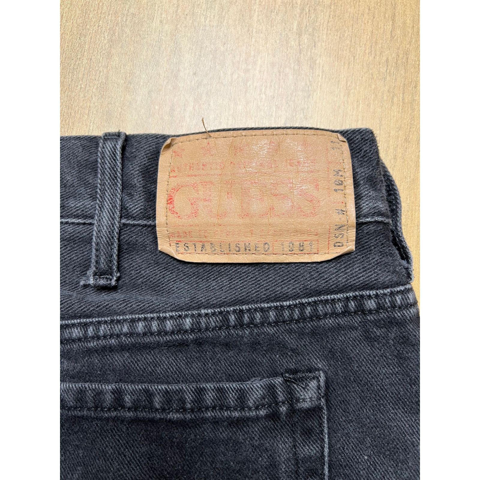 Guess Vintage Guess Jeans Black Denim Pants Mens 40x30 Y2K baggy Size US 40 / EU 56 - 11 Thumbnail