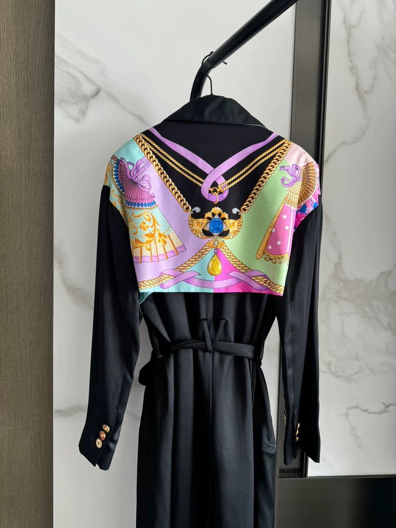 Versace Versace Trench coat with shoulder pads and sleeves Size S / US 4 / IT 40 - 4 Thumbnail