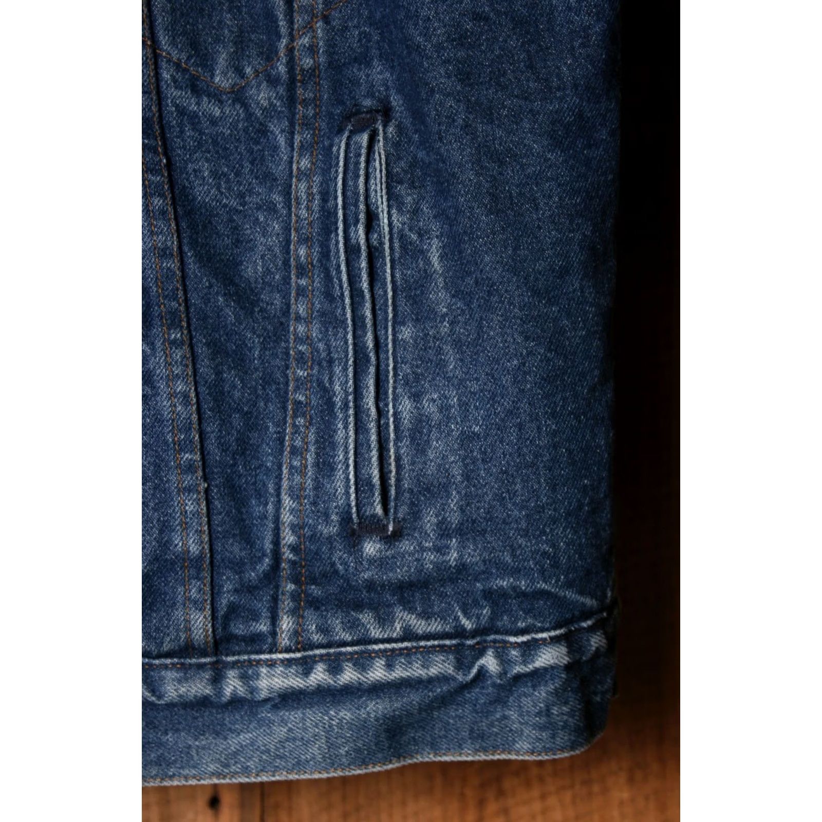Levi's VINTAGE LEVI'S Denim Jacket Sherpa Lined Snap Button Blue 42R Men Jeans Jacket Coat Sz. 42R Size US 42 / EU 58 - 6 Thumbnail