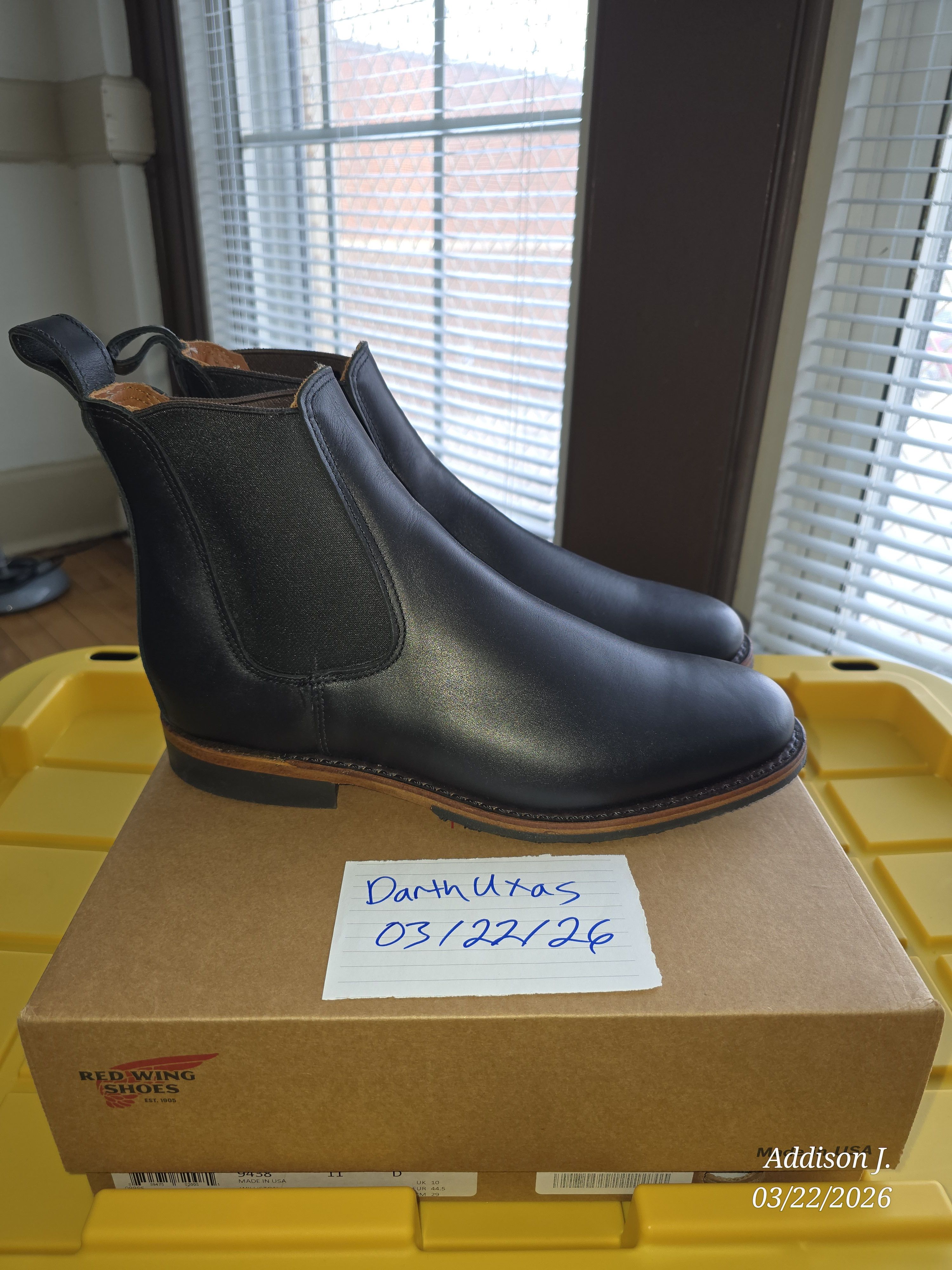 Red Wing 9438 Williston Chelsea Size US 11 / EU 44 - 1 Thumbnail
